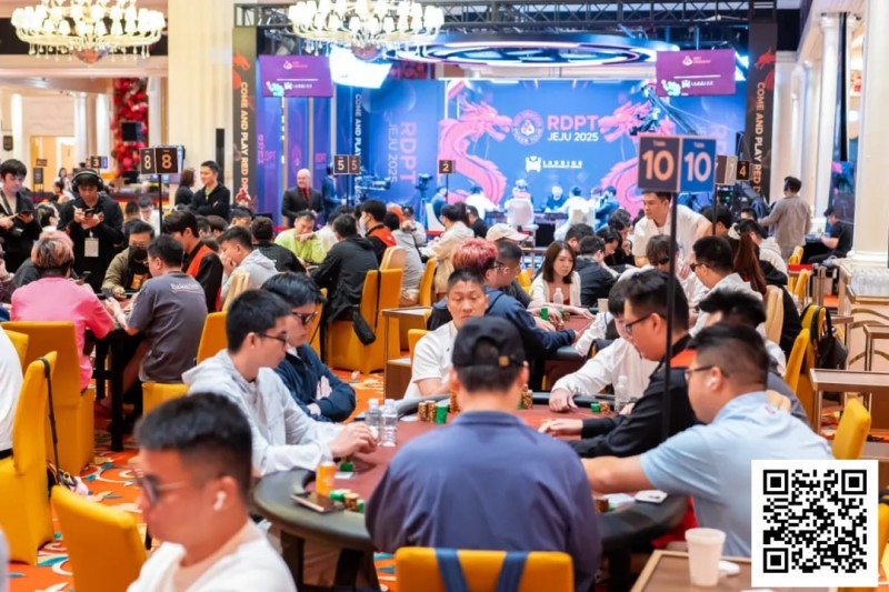 【APT扑克】红龙杯夏日济州站泡沫破碎！236人相互挤压让卓大洁成139人奖励圈泡沫！明日39人再战争夺FT席位！