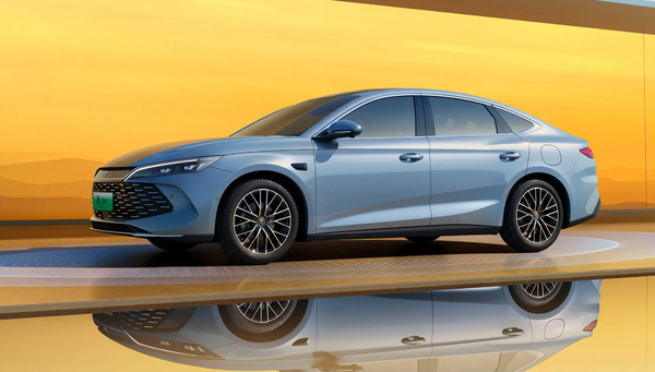 中型轿车市场仍被合资燃油车主导 帕萨特凯美瑞宝刀未老 【APT扑克】中型轿车市场仍被合资燃油车主导 帕萨特凯美瑞宝刀未老