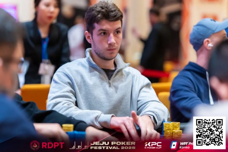 【APT扑克】济州扑克嘉年华｜赛程燃至收官！红龙杯主赛36人争斗剩余九强争霸！明日FT中外冠军争夺战悬念拉满！唯一美女选手杨洋成焦点！