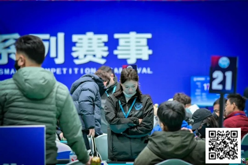 【APT扑克】泡沫同步一小时,AA遇天顺撞开55人奖励圈大门!张杰284万领衔11人开启明日大决战!