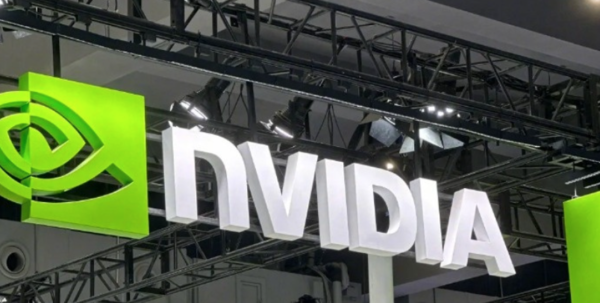 【APT扑克】英伟达完成对英特尔50亿美元战略投资 持有近4%股权