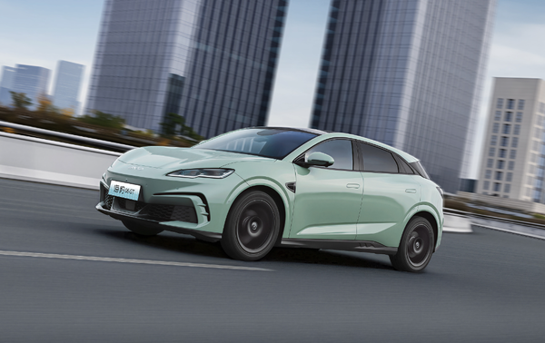 2025年中国汽车厂商批发销量排名公布 八家破百万辆 【APT扑克】2025年中国汽车厂商批发销量排名公布 八家破百万辆