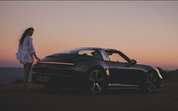 【APT扑克】销量四年连跌 利润跌去99% 保时捷的出路在哪里？