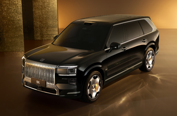 极氪9X 【APT扑克】2026年1月插电混动车销量:极氪9X获30万级以上第一