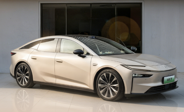 广汽丰田铂智7 【APT扑克】广汽丰田铂智7预售发布会定档3月5日 搭载鸿蒙座舱5.0