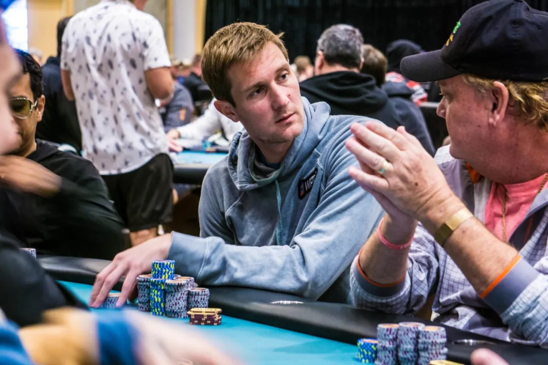 【APT扑克】当扑克被流量绑架：Brad Owen直言“我感觉自己像个骗子”