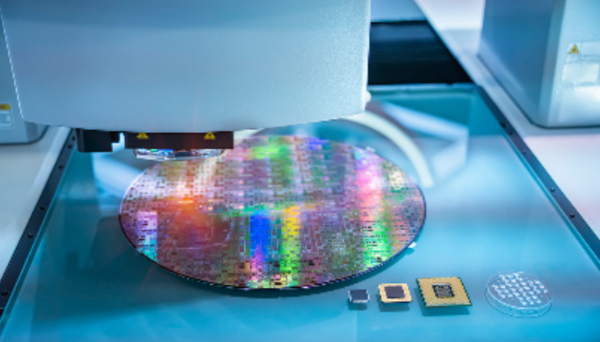 【APT扑克】半导体或掀又一轮涨价潮 成熟制程产能最快下月调价