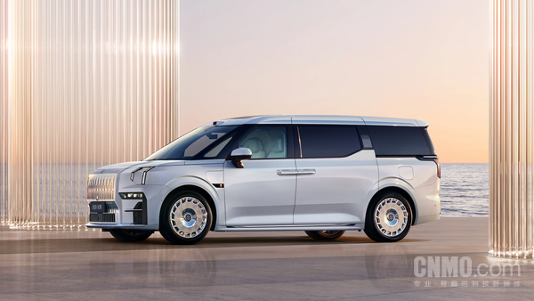 【APT扑克】周鸿祎、董明珠、郭广昌&hellip;&hellip;大佬座驾纷纷&ldquo;弃洋从华&rdquo;