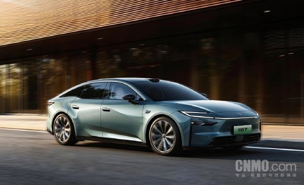 【APT扑克】铂智7正式上市 全系标配鸿蒙座舱5 售价16.98万元起