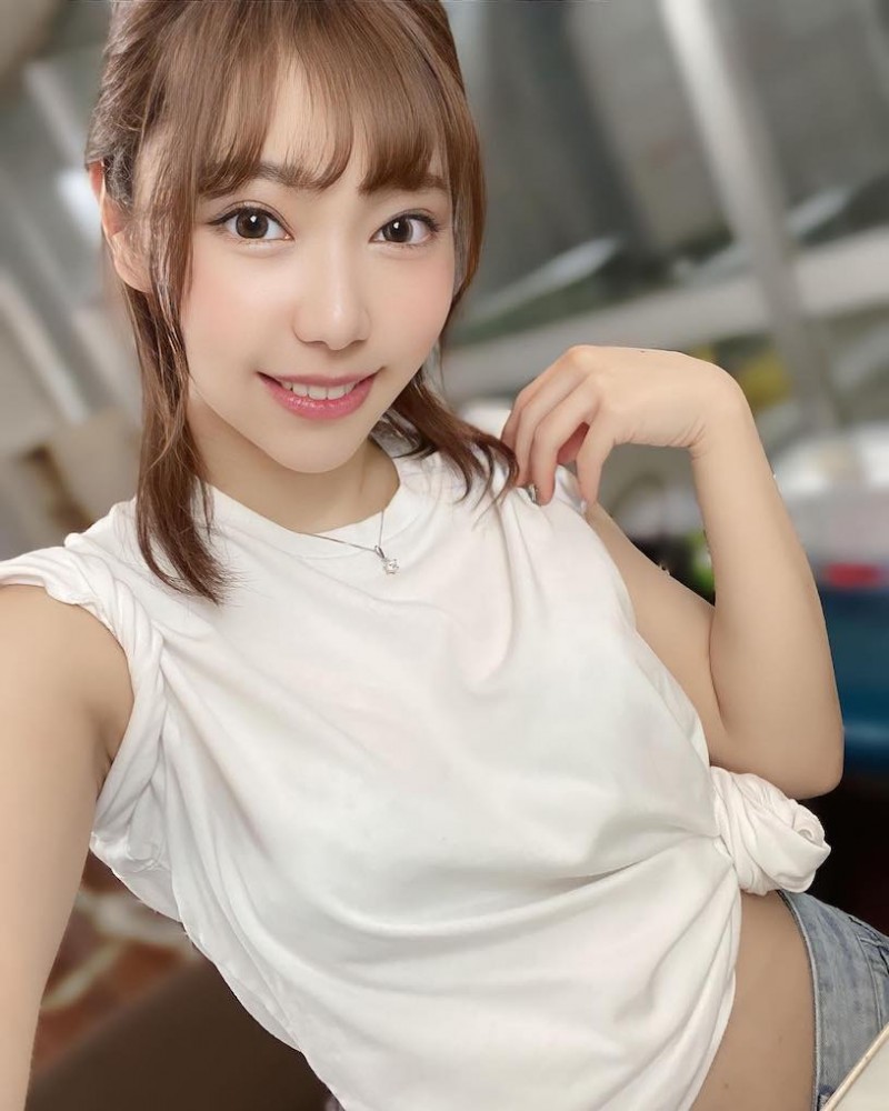 【APT扑克】最新推荐！22岁小只马《沙月芽衣》最新作品介绍……