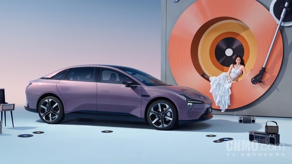 【APT扑克】2026款小鹏MONA上市定档4月2日 搭载图灵AI芯片