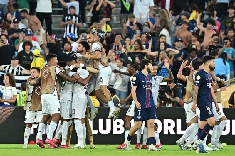 【APT扑克】南美解放者杯vs欧洲足球：狂野激情与战术理性的碰撞