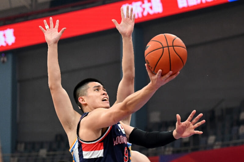 【APT扑克】CBA焦点战前瞻：北京首钢vs广东宏远，防守与快攻的巅峰对决