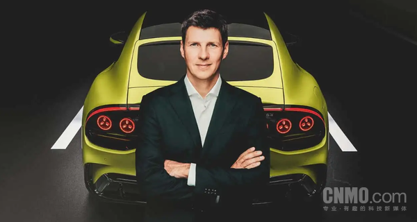 【APT扑克】AMG CEO：新款电动GT四门版需亲身体验才能感受魅力