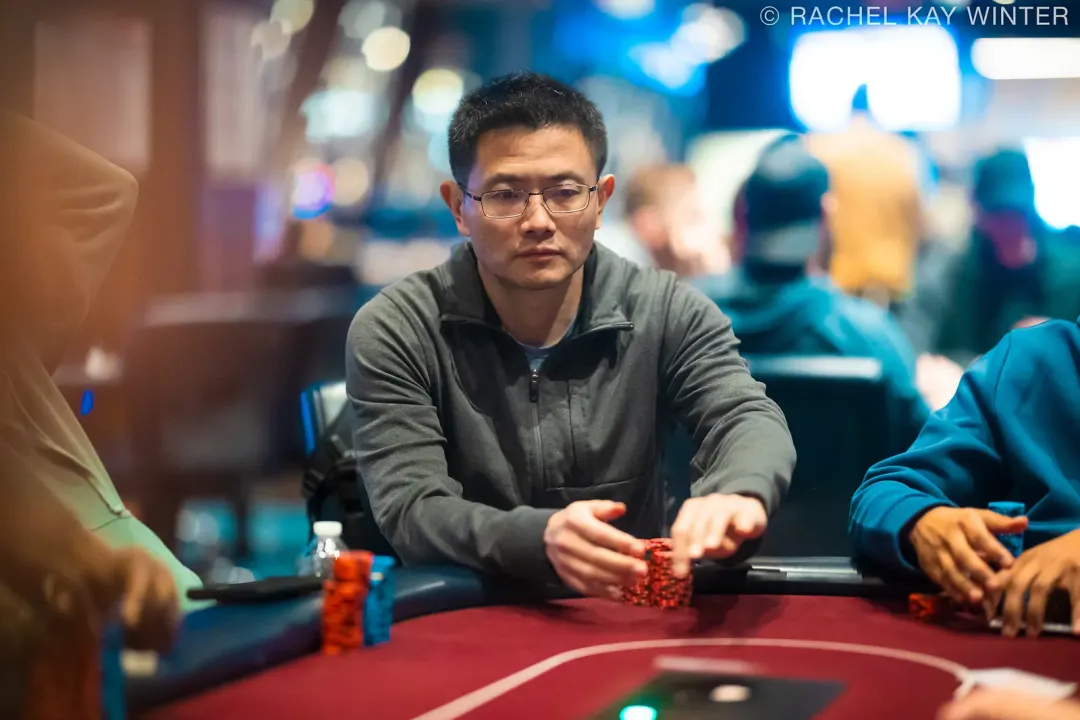 【APT扑克】2026 WSOP迷你主赛12560人同台,中国投资人陆昀晔斩获第九