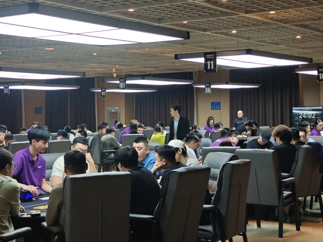 【APT扑克】DBPT葫芦岛站C组战报:270人次创单日新高,何先生118万记分牌登顶“东北王”