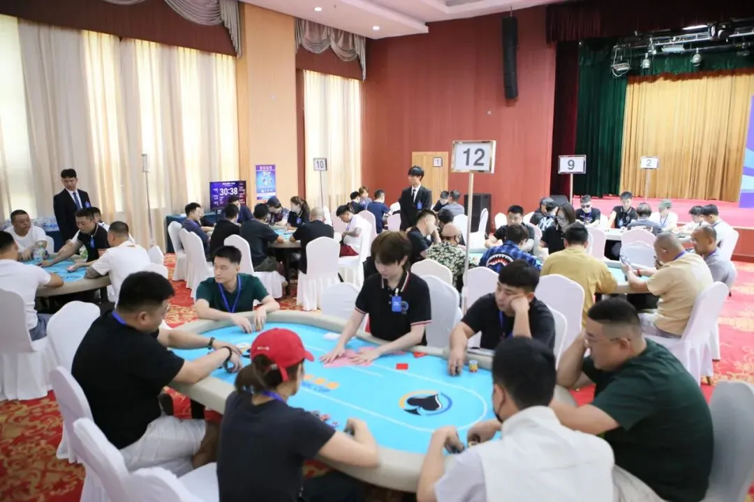 【APT扑克】致一年前的自己:以河海为志,携热爱奔赴8月7日-12日周年新程!