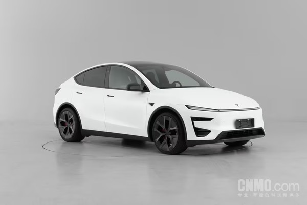 新款特斯拉Model Y 【APT扑克】美国电动车Q2销量环比增长14.2% 加州推出首购电车补贴