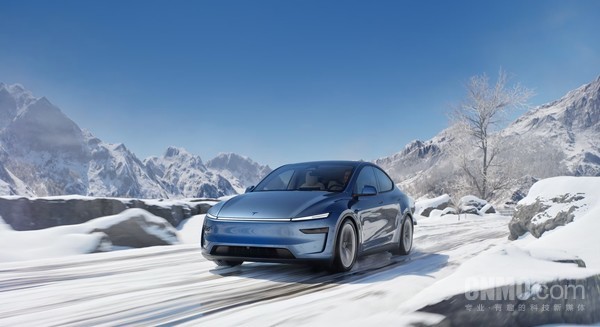 特斯拉Model Y 【APT扑克】“67Y”1-7月销量走势:Model Y断层领跑 理想i6稳健