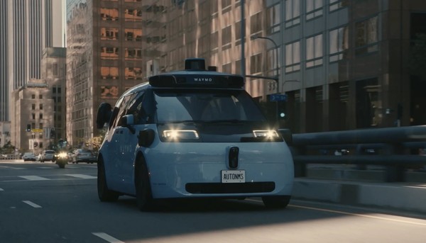 Waymo 【APT扑克】Waymo大规模部署第六代自动驾驶系统 涉及三座新城市