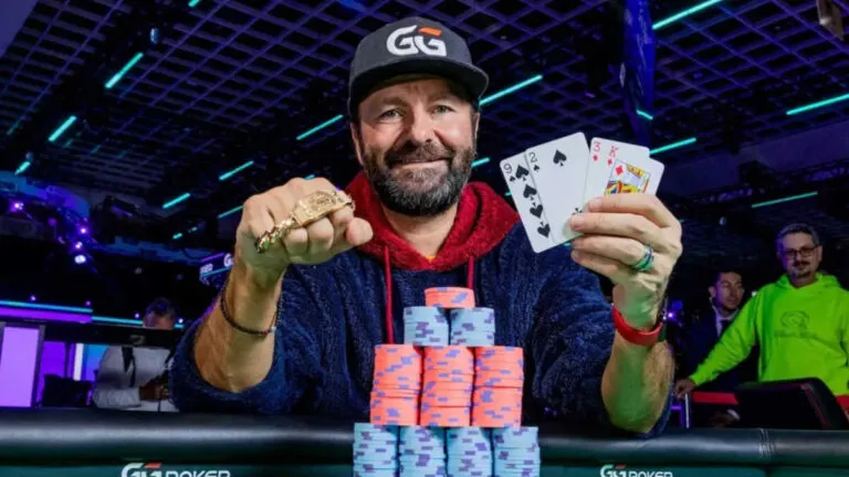 【APT扑克】丹牛赢得2026 WSOP第8条金手链:51岁,他还在赢