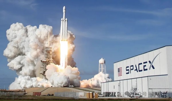 SpaceX 【APT扑克】SpaceX计划首次尝试将星舰飞船送入地球轨道 绕六圈