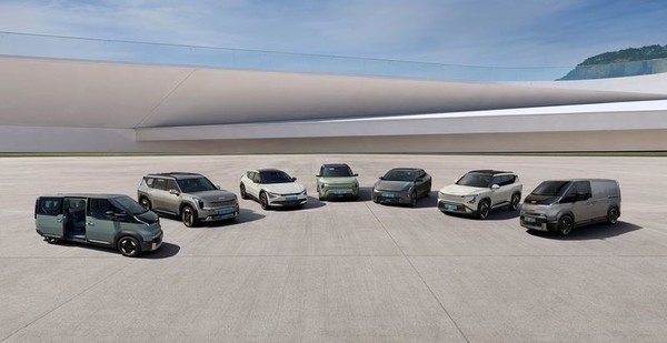 起亚汽车 【APT扑克】现代起亚美国RV累计销量破1500万辆 三季度有望首超福特