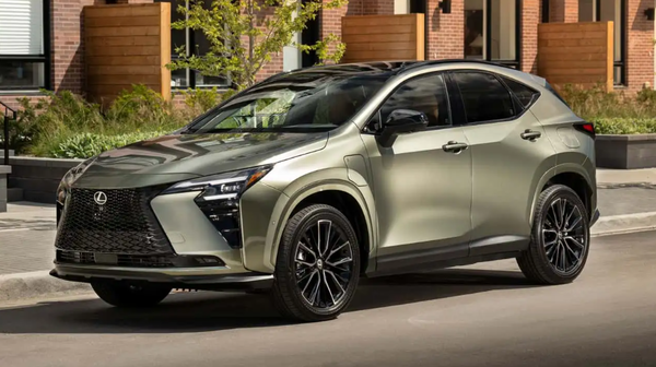 雷克萨斯NX 【APT扑克】2027款雷克萨斯NX彻底取消纯燃油版 全系采用混动