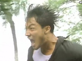 【APT扑克】“咆哮帝”儿子12岁却宣称当爸爸了,父子合照关系很好