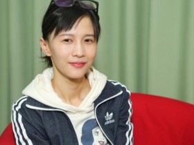 【APT扑克】papi酱官宣产下一子,果然是伟大的新晋宝妈!