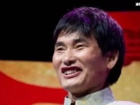 【APT扑克】大衣哥家被包围,还有村民上前踹门本人出来依旧笑脸相迎