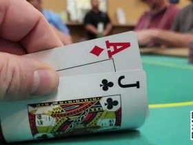 【APT扑克】玩法:德州扑克“可玩指数”,告诉你哪些起手牌能玩,哪些是坑