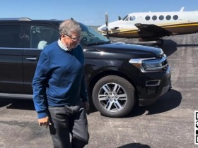 【APT扑克】比尔盖茨剪彩结束马上去打扑克,朋友说他打得一般般