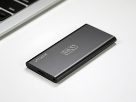 【APT扑克】媒体揭劣质硬盘乱象:5家平台买6块硬盘发货地均相同