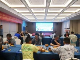 【APT扑克】第三届国门杯首日 | 回馈赛暖场,开幕赛双组齐发共155人次参赛,20人晋级第二轮,魏川,左皓文分获A/B组CL